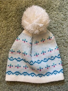 Kids vintage WIGWAM White Pom Pom Beanie with Blue & Pink Pattern